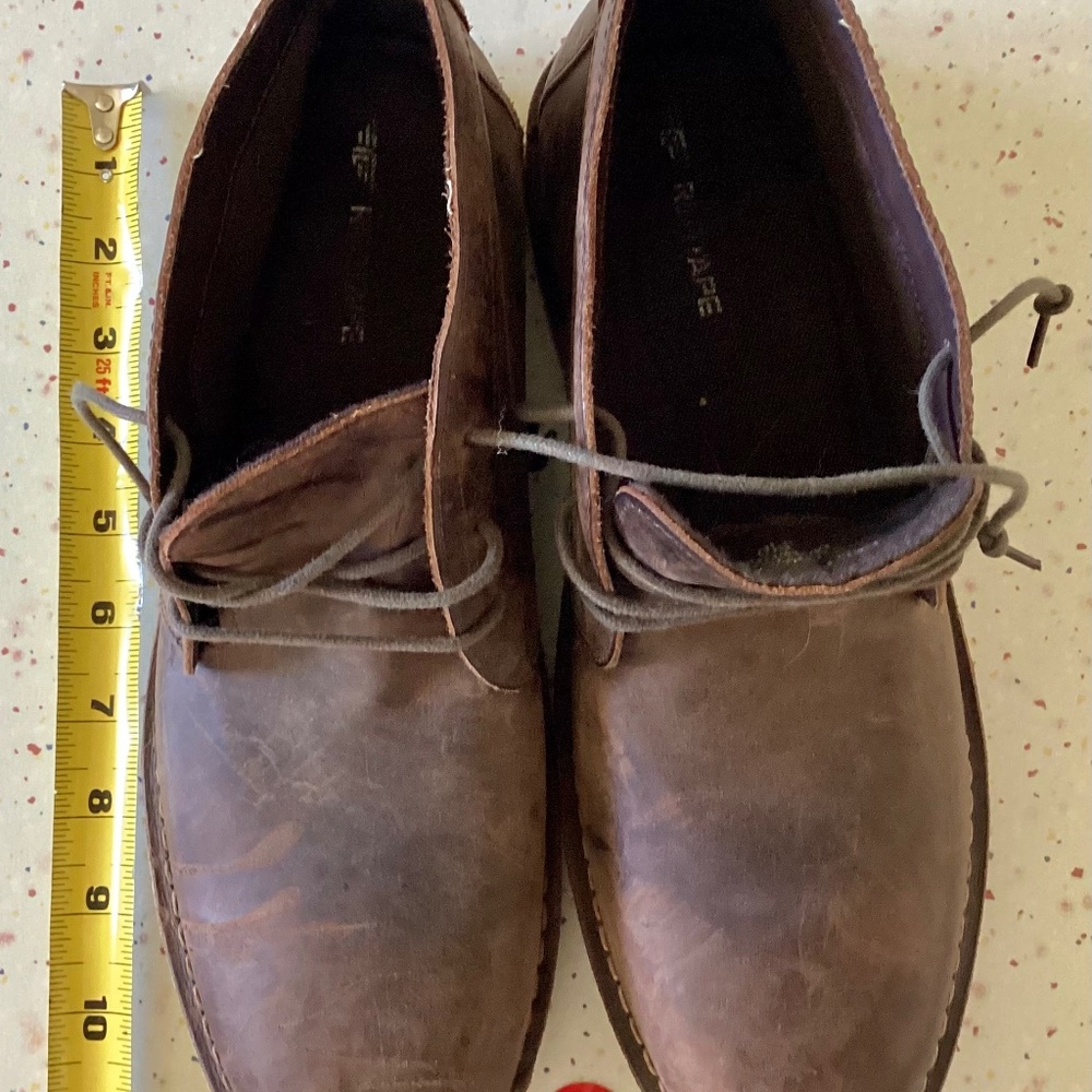 REDTAPE Chukka Brown Size 10 Men’s 3/4 Boots.  In next to new condition.